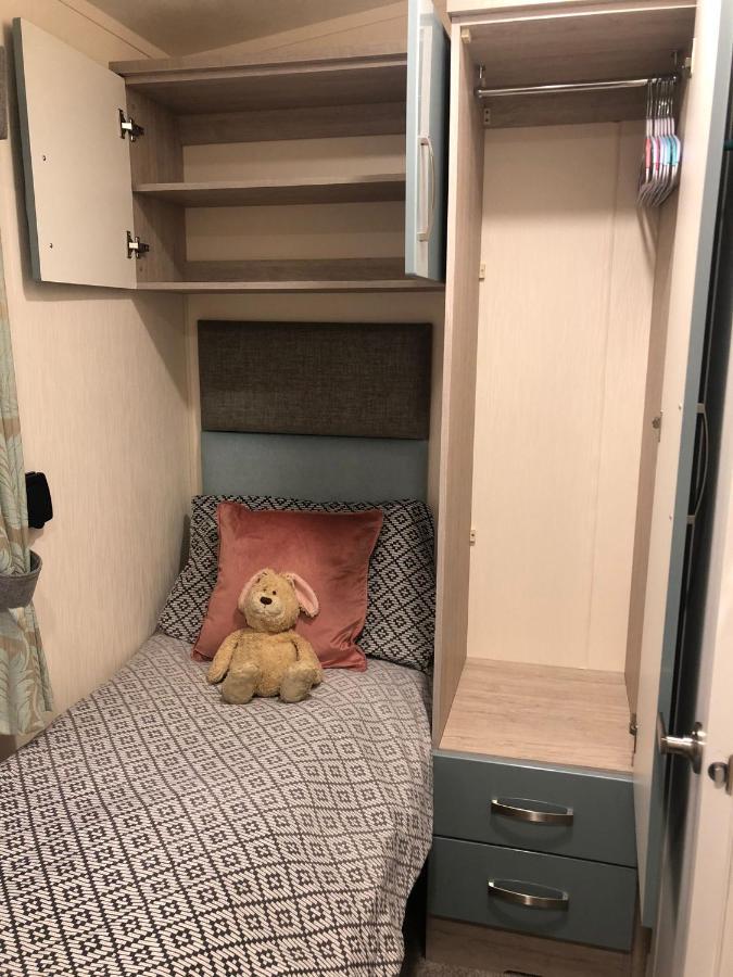 Superior 6 Berth Holiday Home In Suffolk Saxmundham Eksteriør bilde